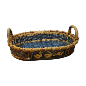 Large wicker presentation pan