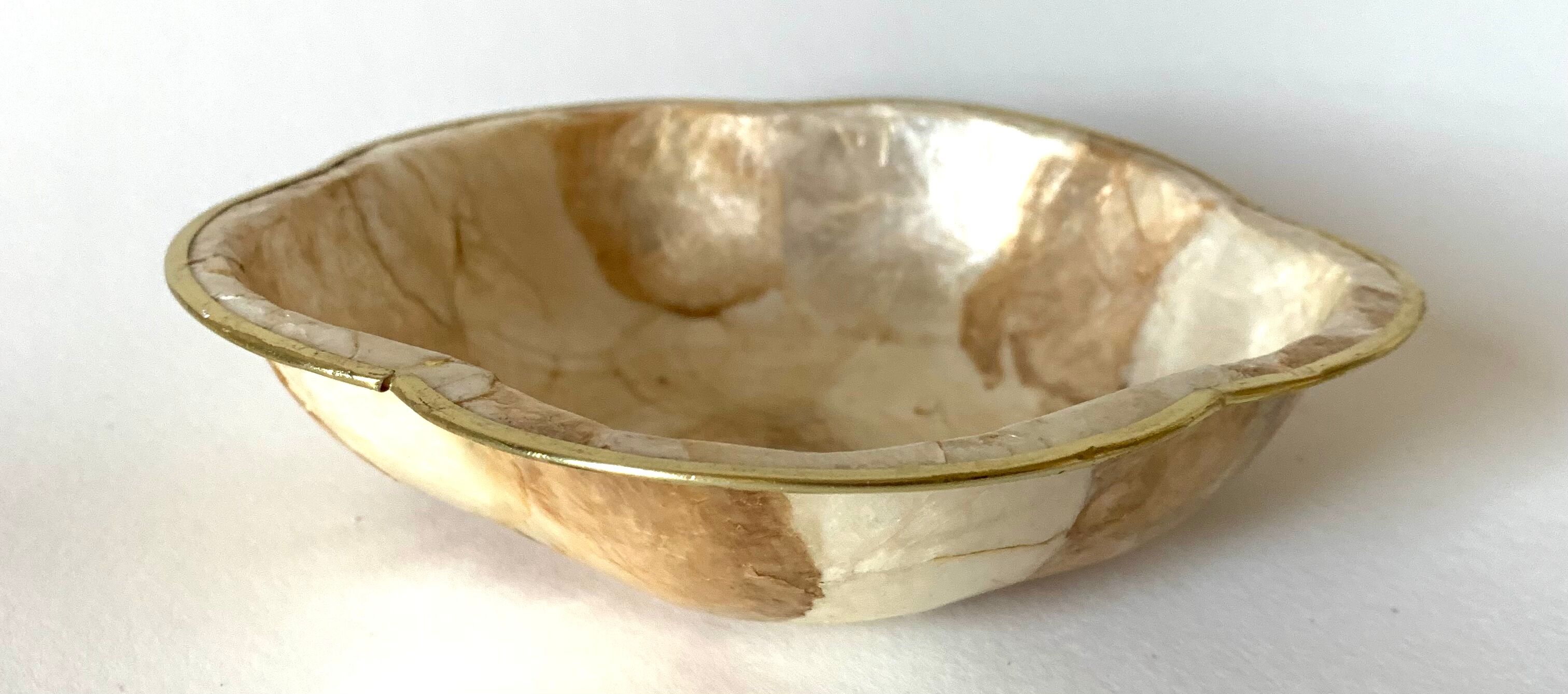 Small empty mother-of-pearl pocket