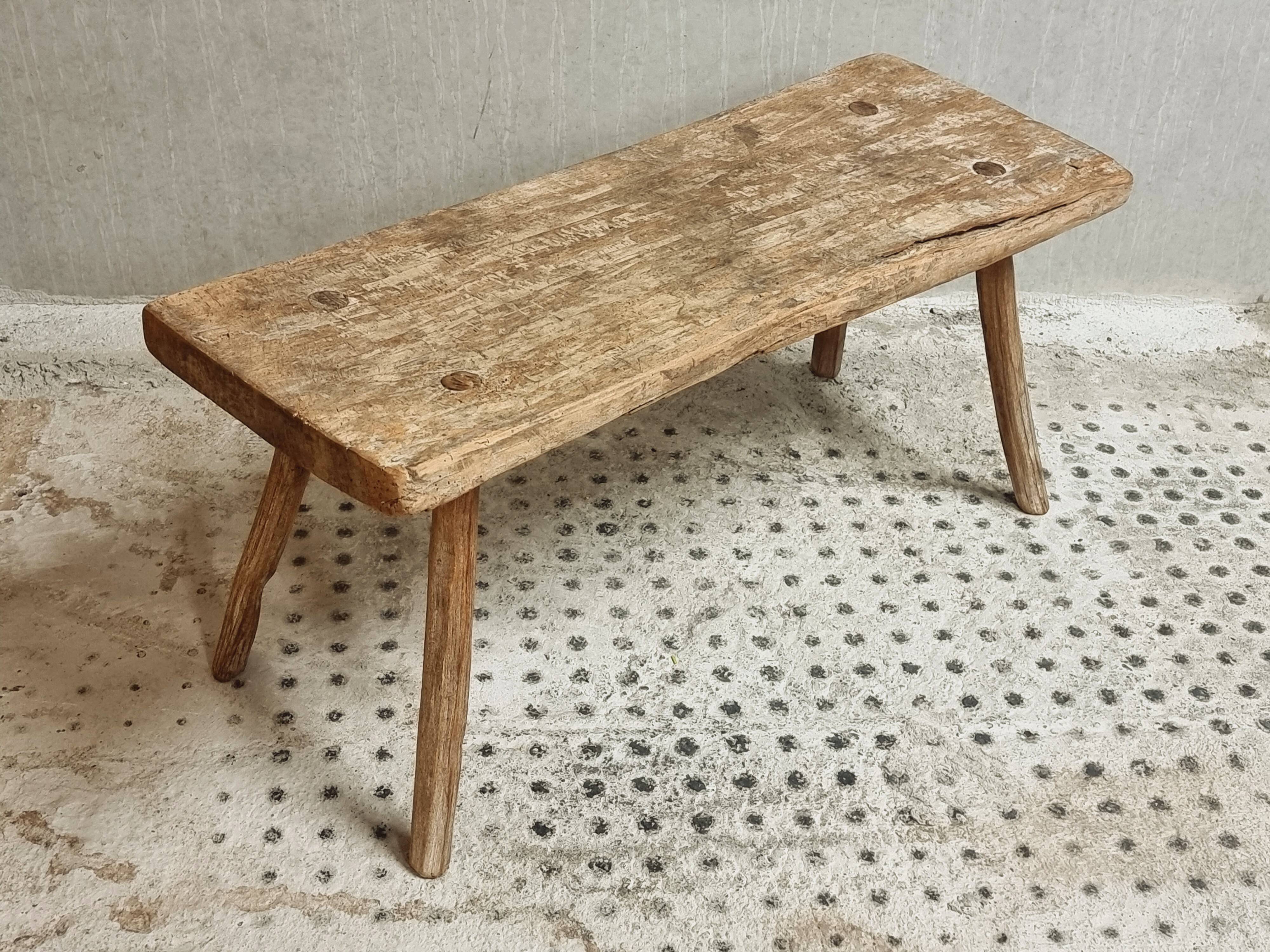 Banc de table d'abattage de table d'appoint antique en bois de hêtre et de châtaignier