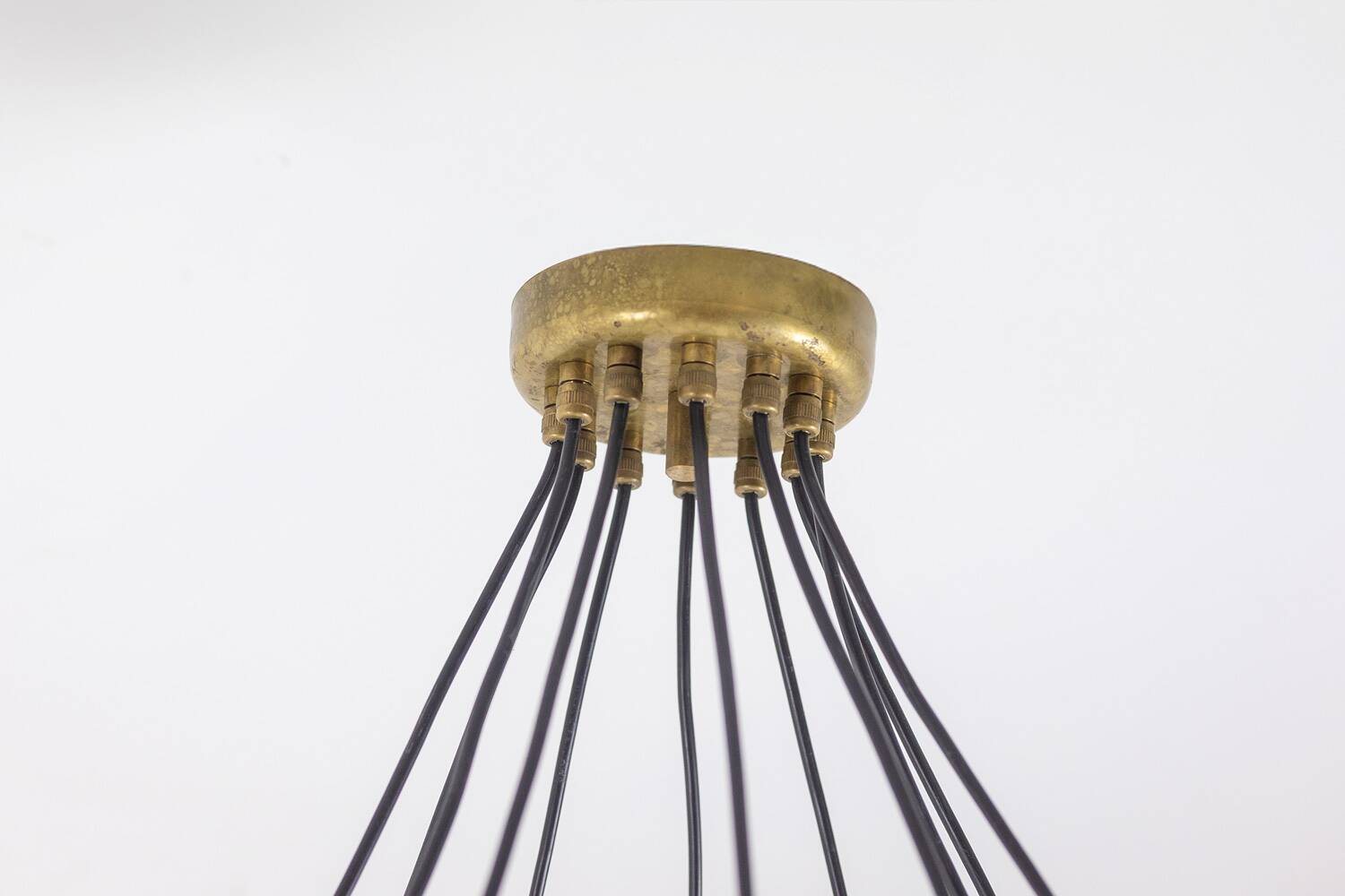 Contemporary 10-light chandelier or pendant light, brass and black lacquer