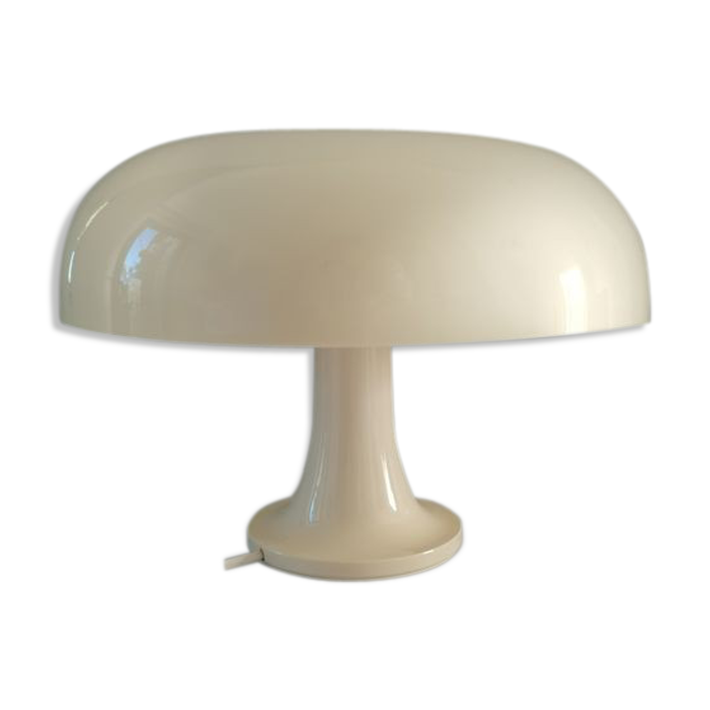 Nessino Lamp by Artemide