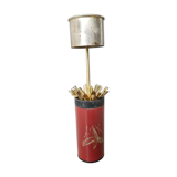 Cigarette dispenser