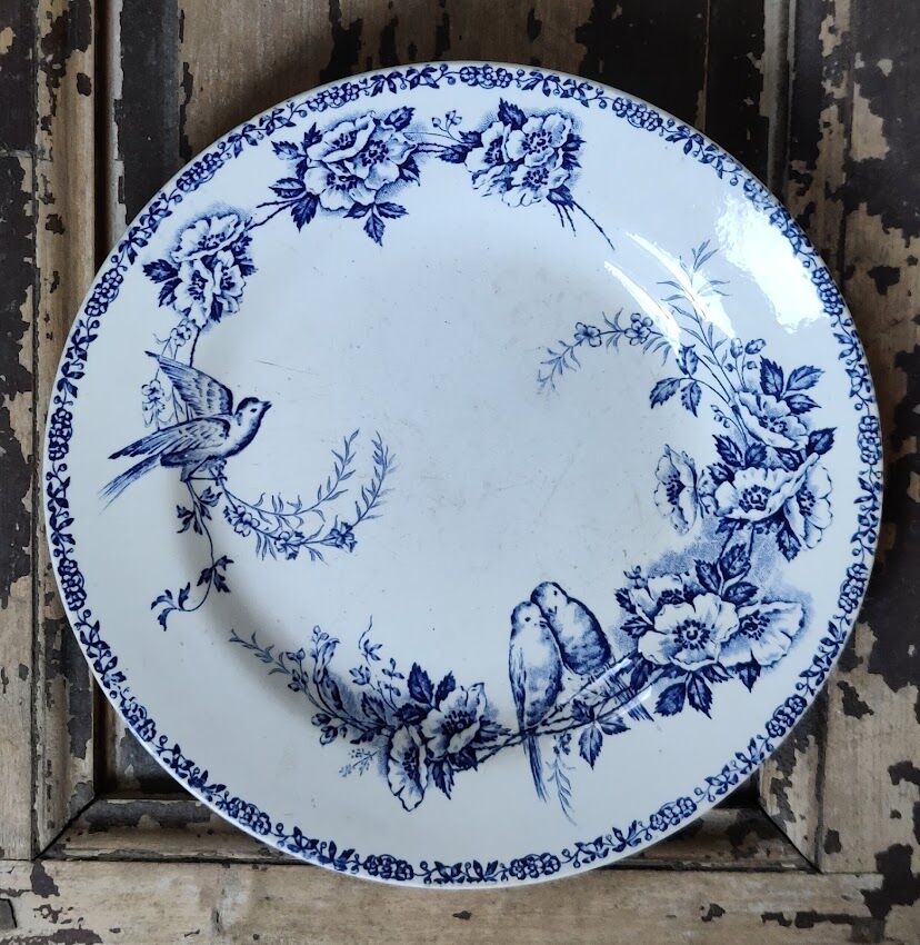 Set of four flat plates in iron earth