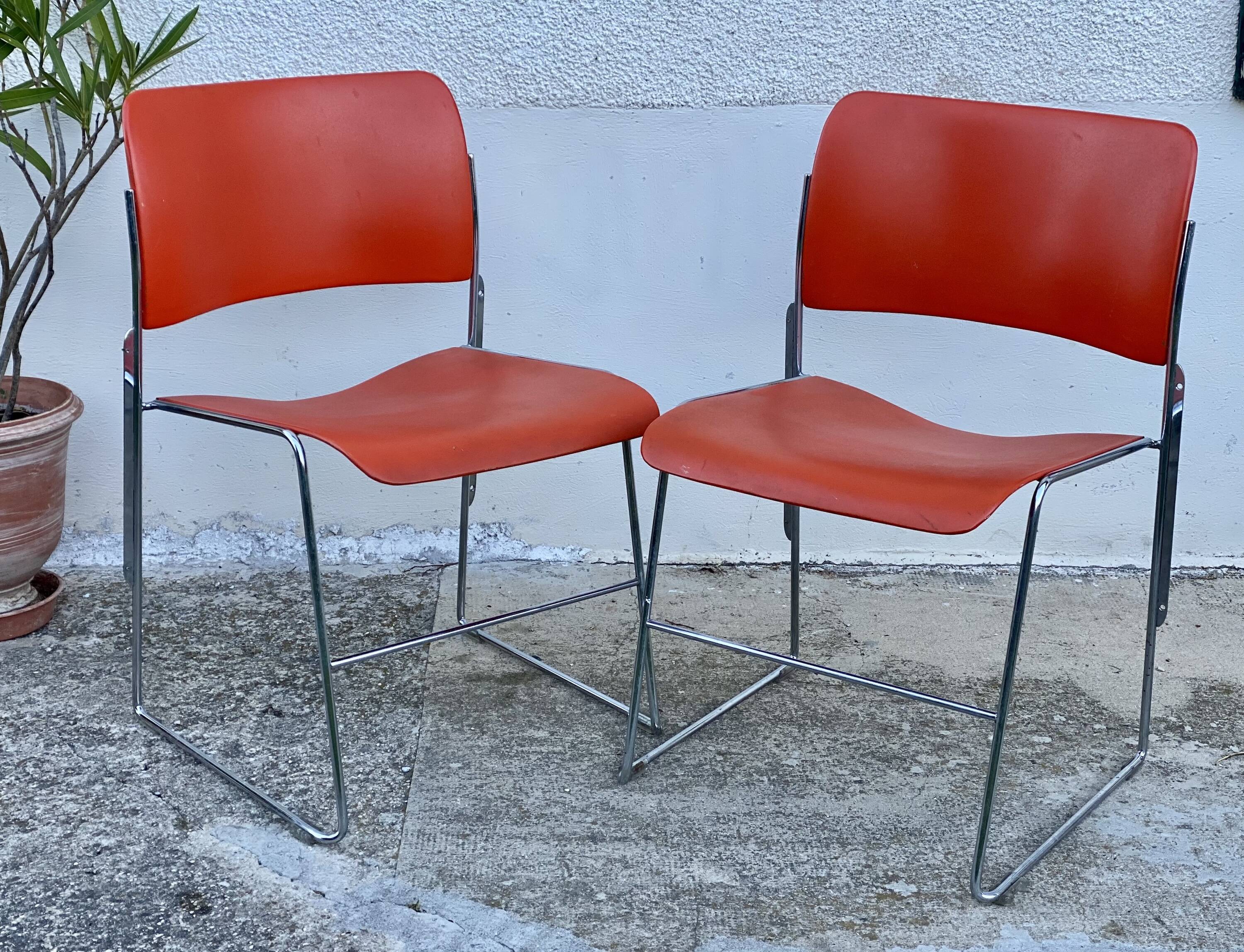 Pair of chairs by David Rowland, US Design, 1976, red metal and chrome