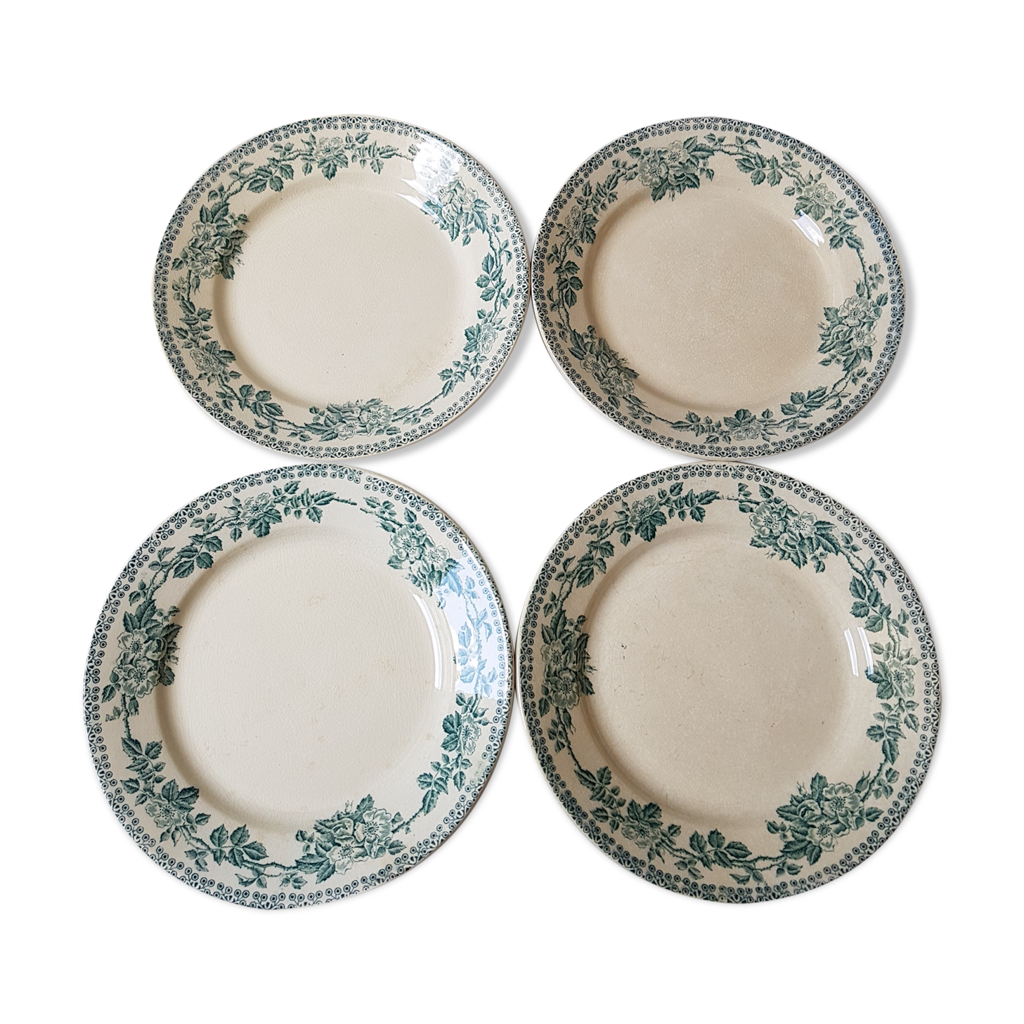 Série de 4 assiettes terre de fer model guadeloupe