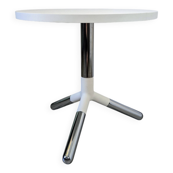 Table d’appoint Matéria blanche design contemporain métal chromé