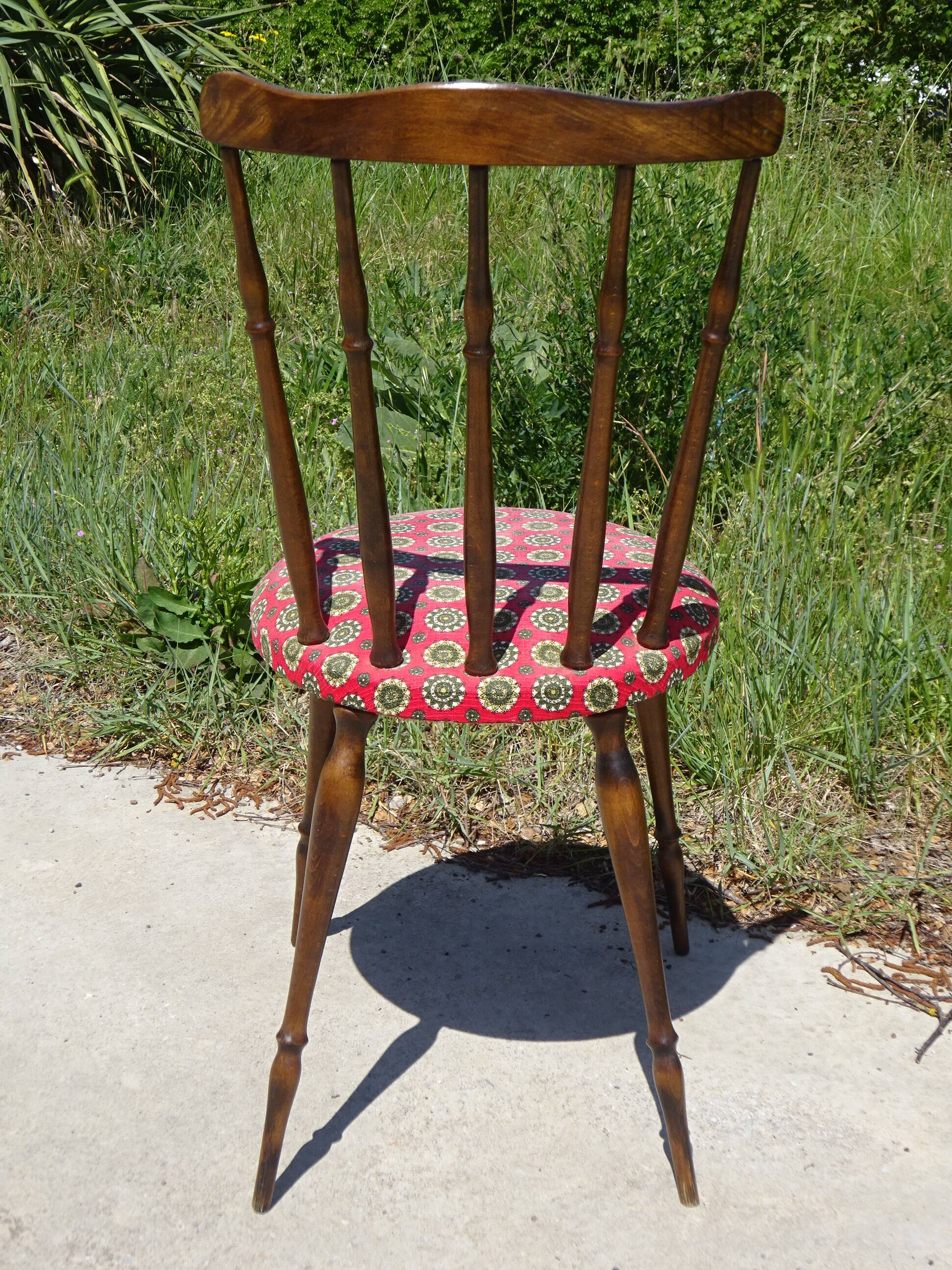 Chairs with splayed legs, vintage models