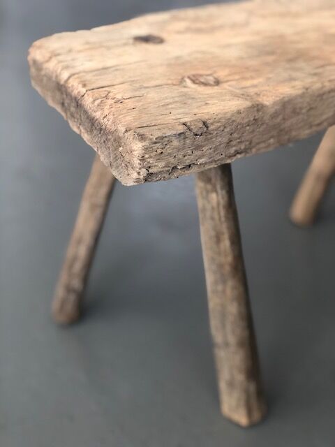 Banc de traite en bois blond