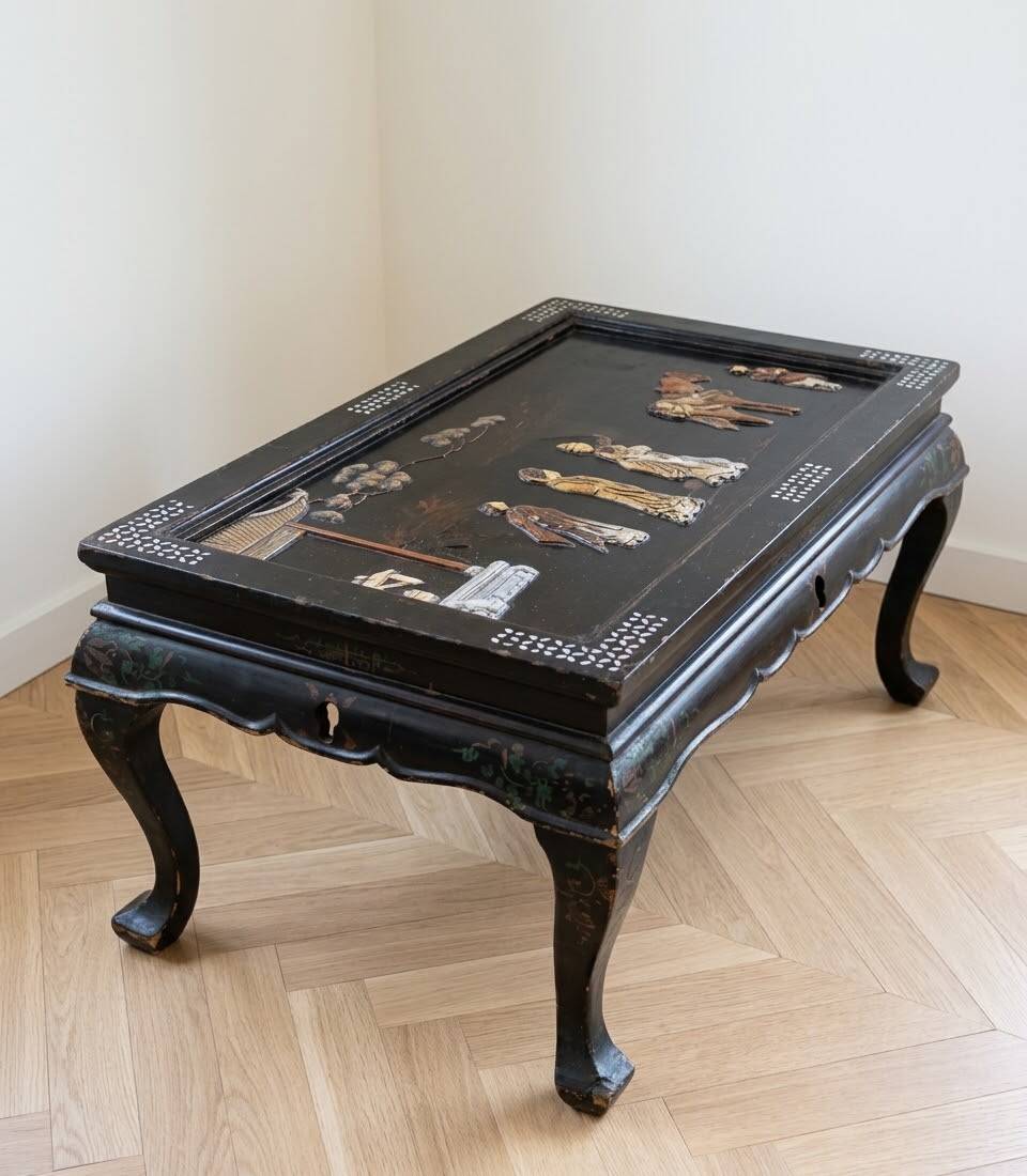 Table basse de style chinois (coromandel / laque de style Shanhai) – (1950-1980)