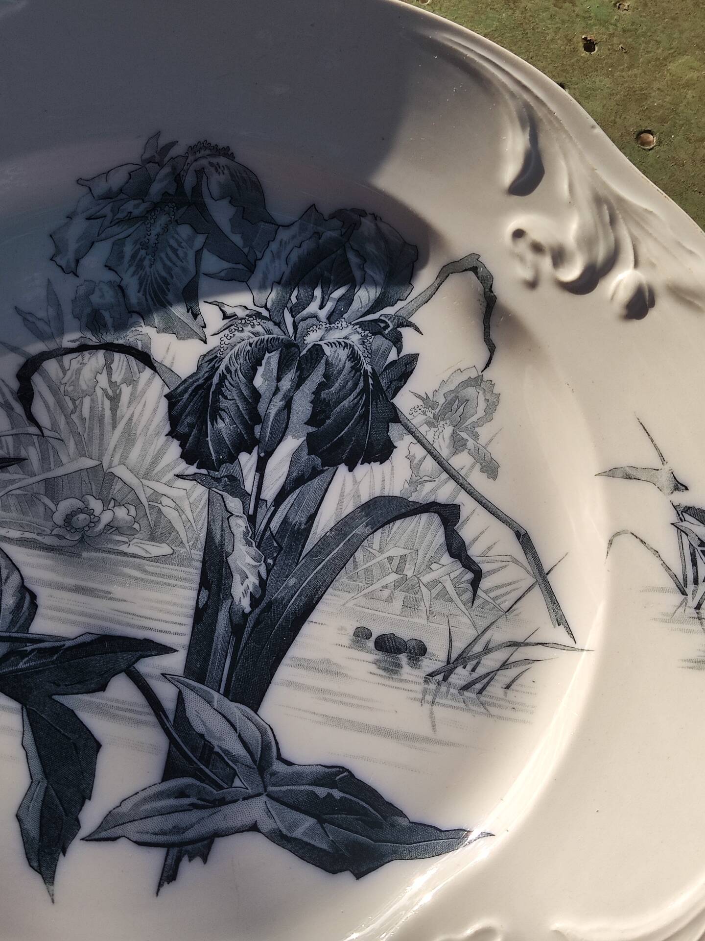 Large plate Villeroy and Boch - Iris model