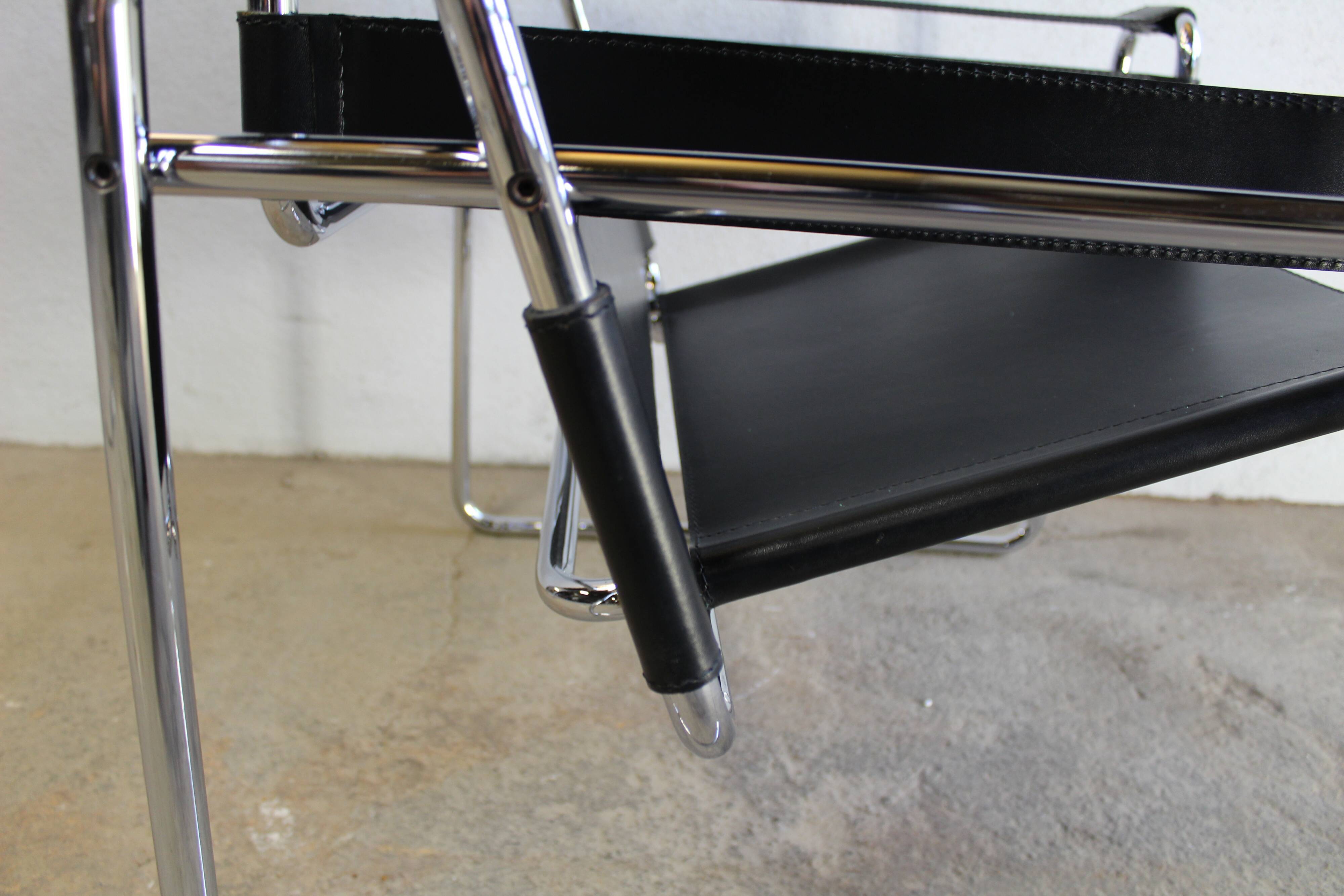 Armchairs B3 Wassily by Marcel Breuer edition Gavina
