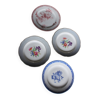 A set of 4 flat plates in pink and blue with Fontanges flowers from Sarreguemines.