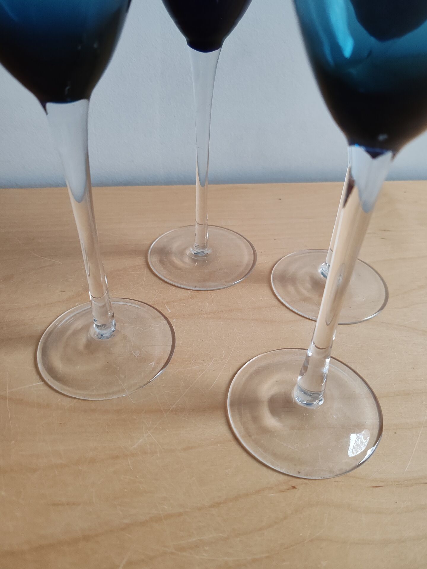Set of 4 Vintage Bicoloured Glasses