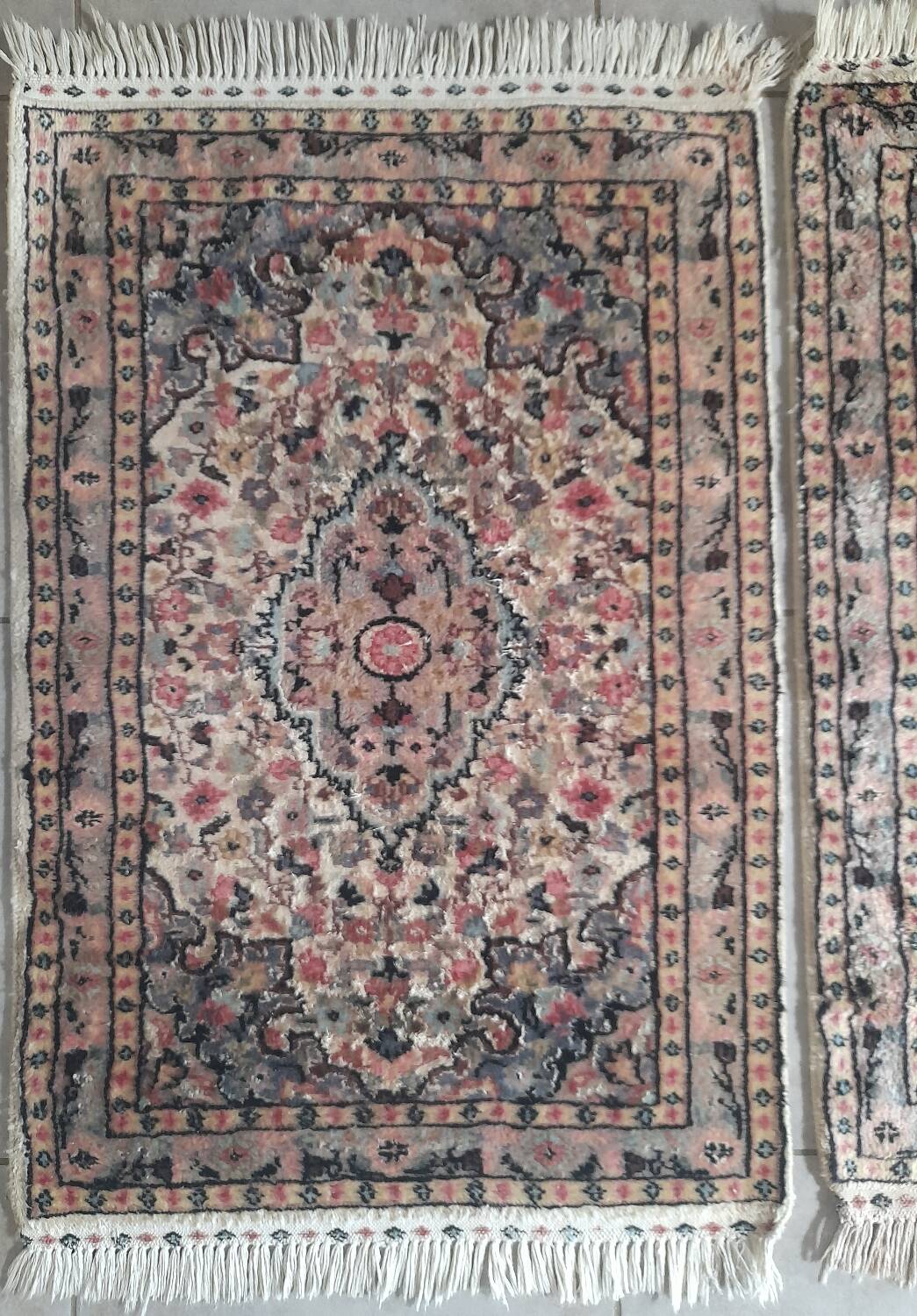 Pair of handmade oriental rugs 98x65cm