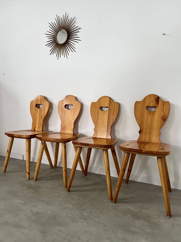 Lot 4 anciennes chaises de ferme en pin années 60 vintage