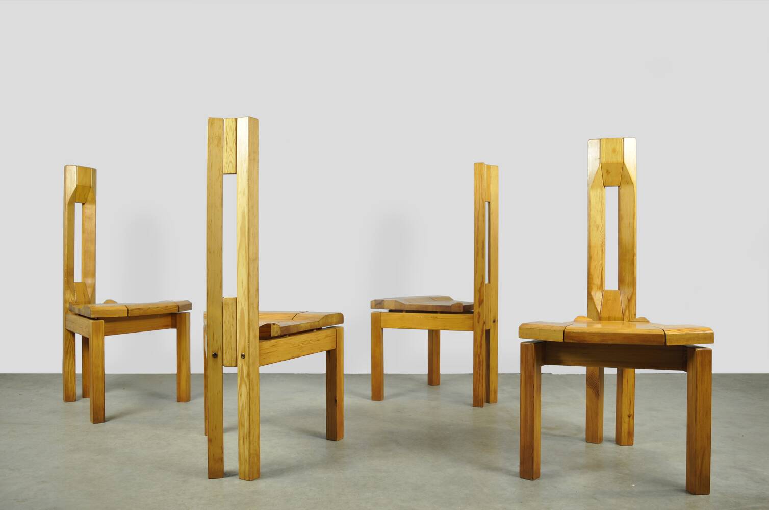 LAUKAAN PUU / brutalist pine dining table chairs “Rantasipi” / Finland 70s