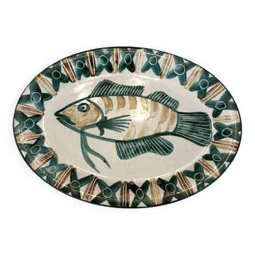 Plat Robert Picault Vallauris décor au poisson