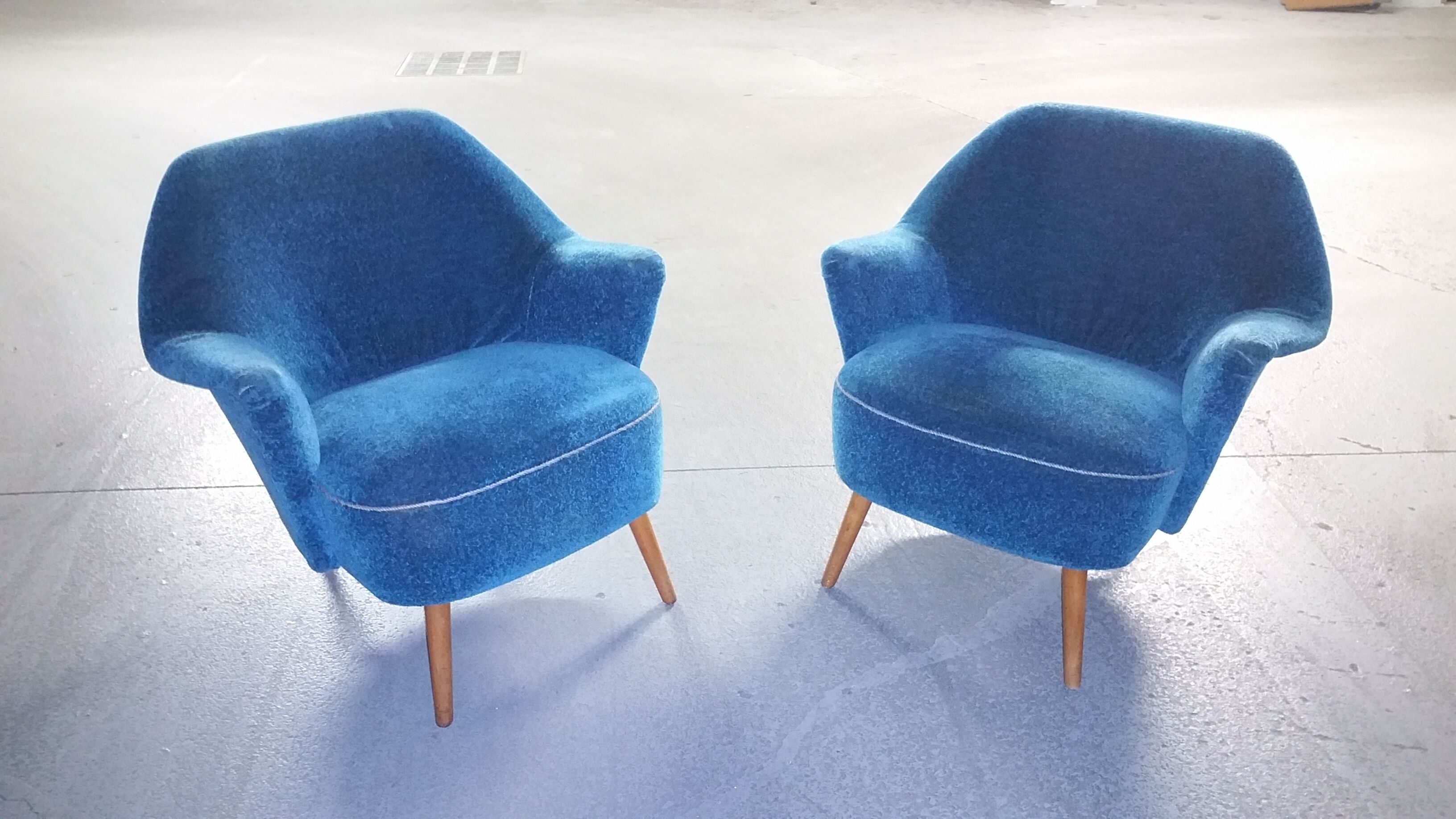 Superb pair of chairs 50 60 organic years