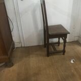 2 chaises en boi massif