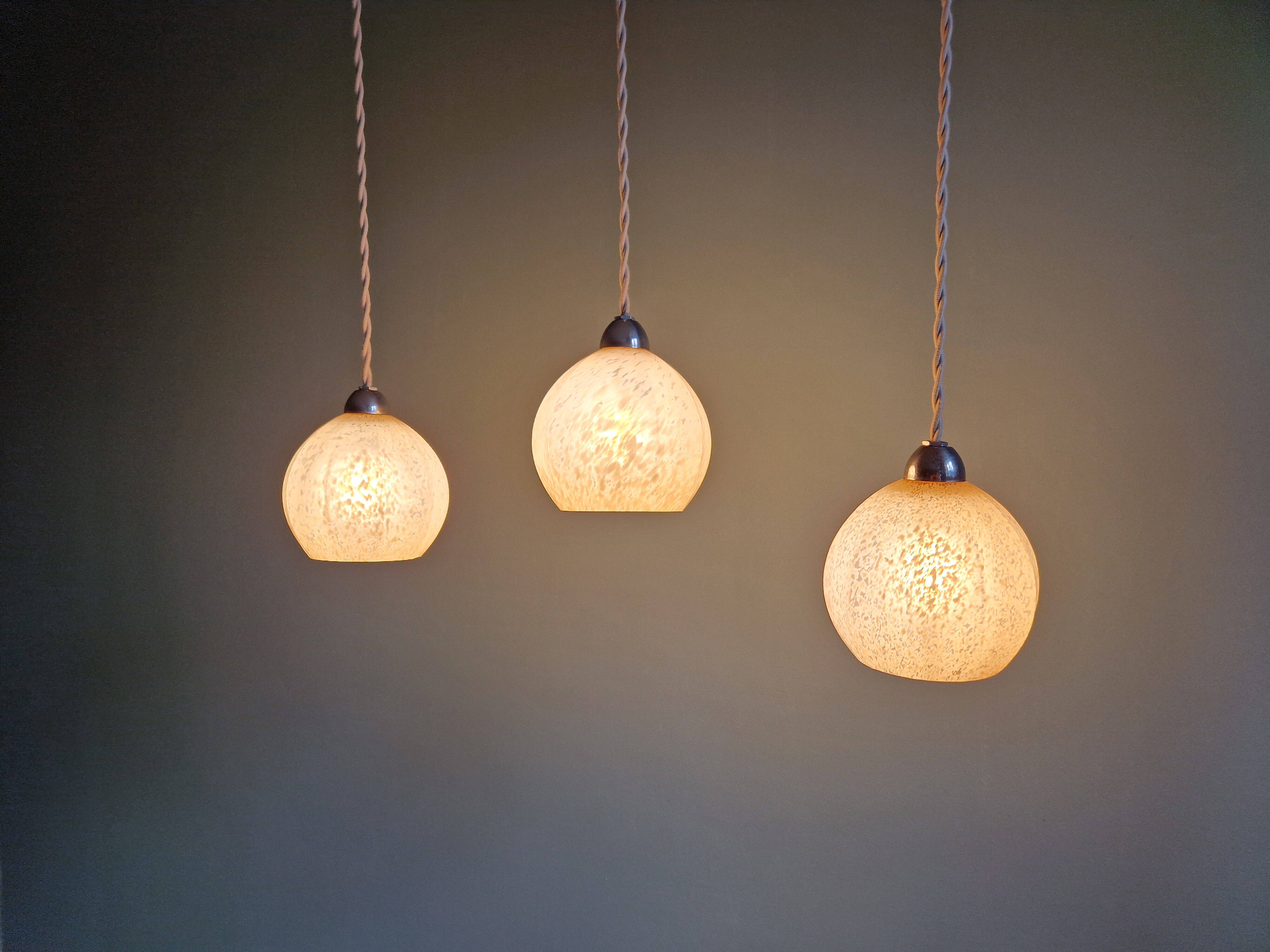Art Deco pendant/lamp in pink speckled glass (2 available)