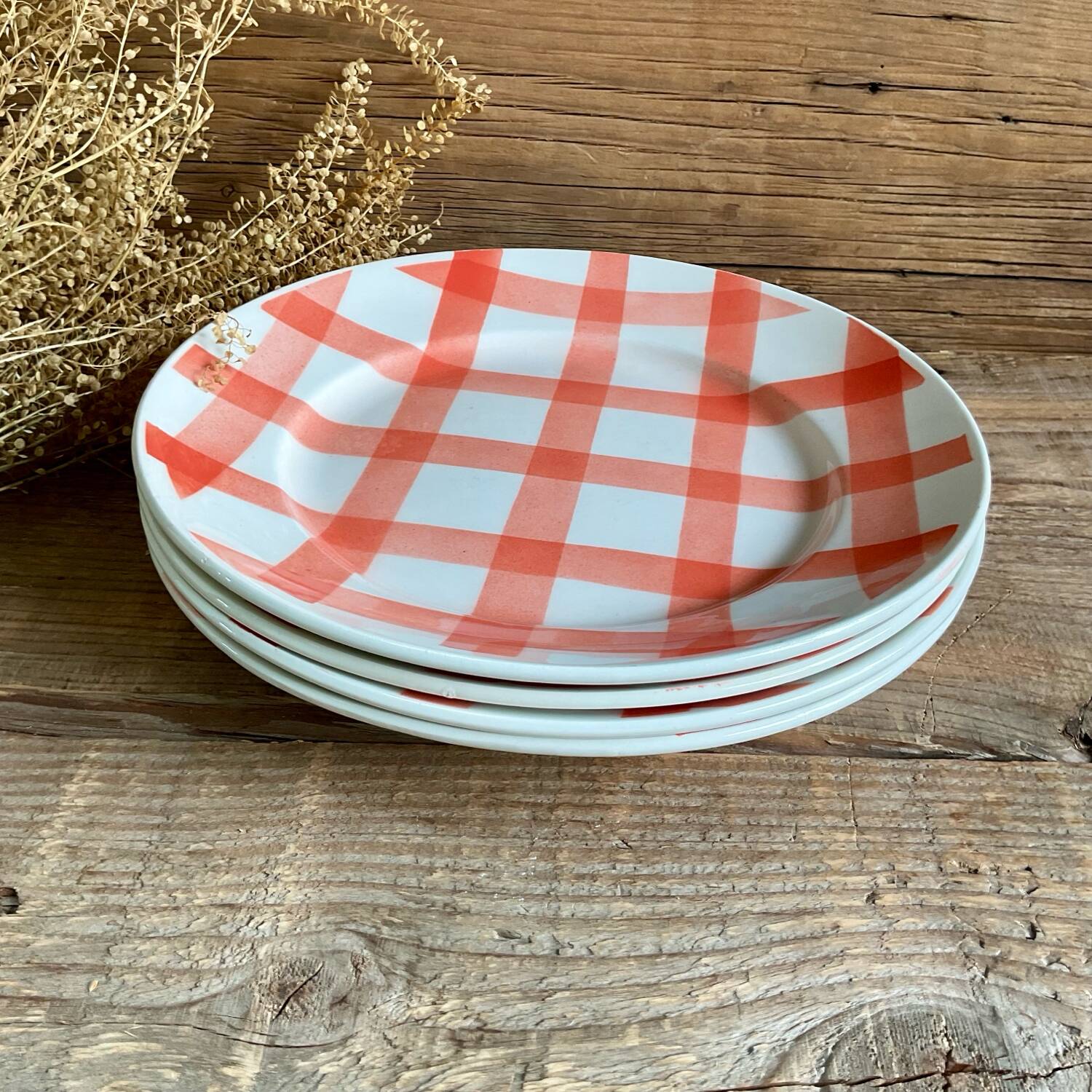 4 Moulin Des Loups “dishcloth” flat plates