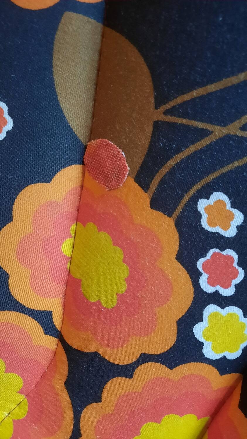 Vintage floral camping folder