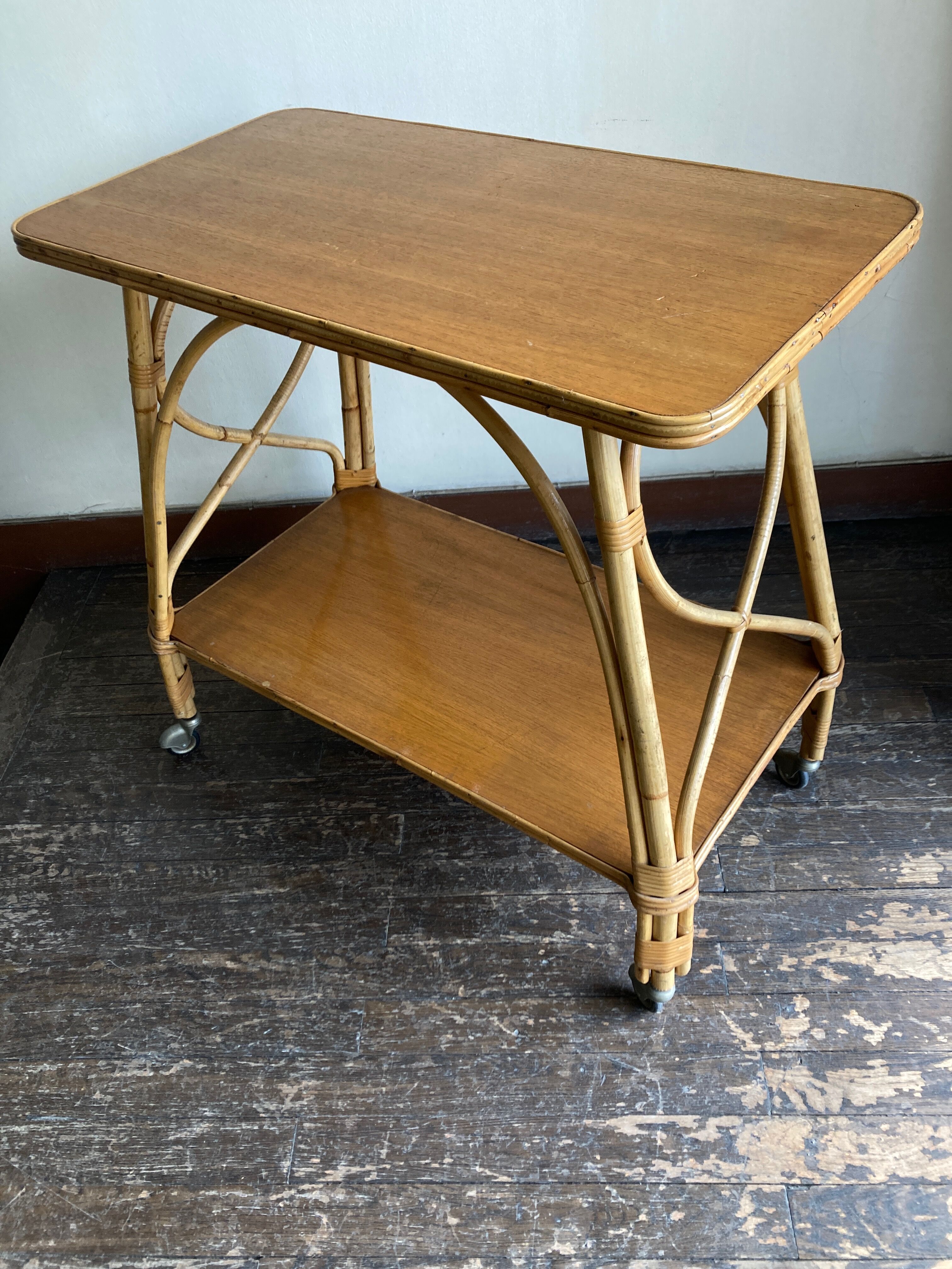 Side table provence 1960 in rattan and plyvood on wheels