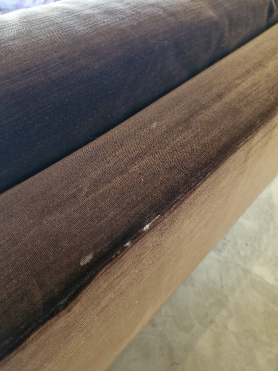 Vintage 3-seater canapé in brushed steel and brown velvet.