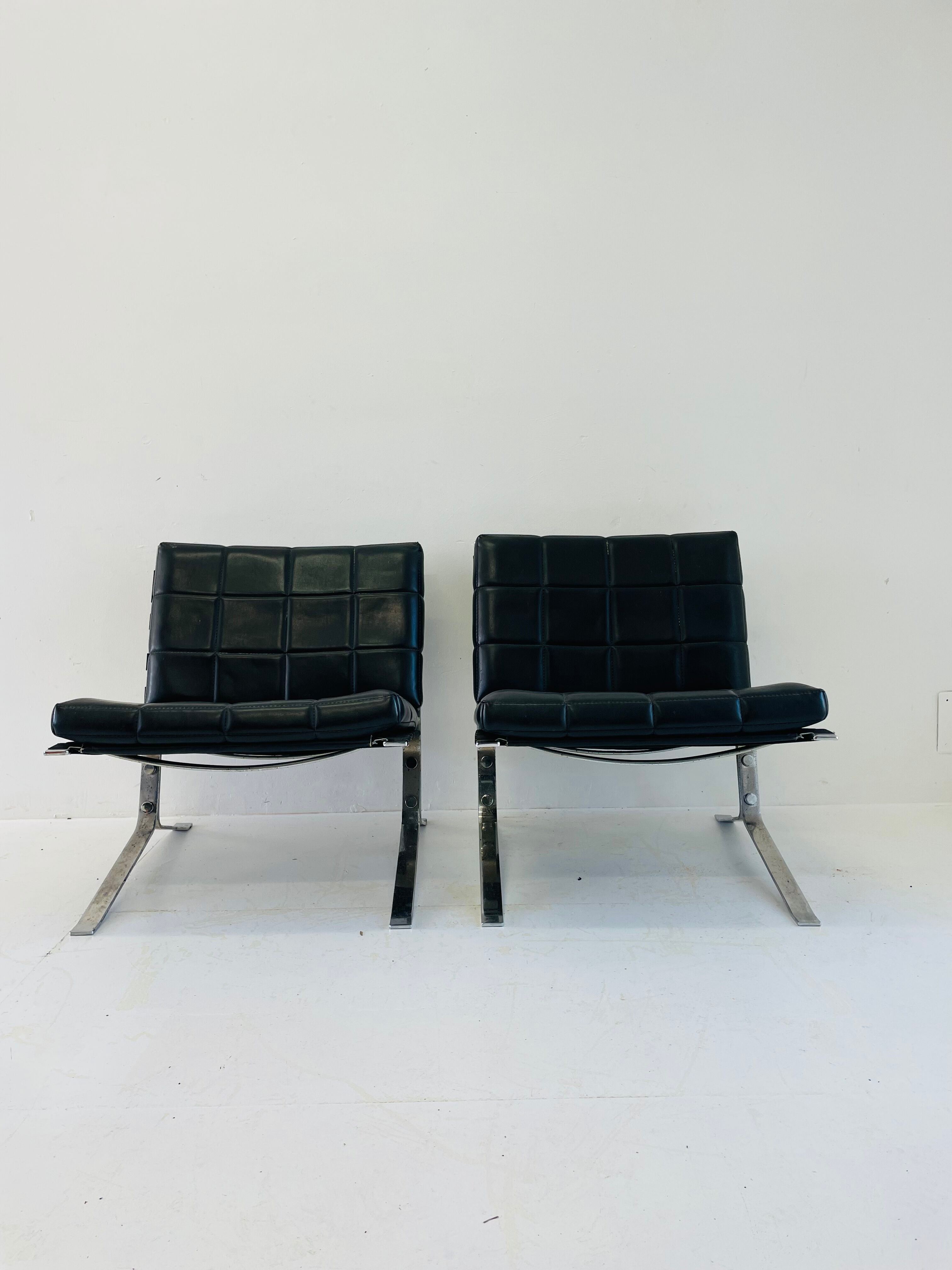 Paire de Fauteuils Jocker par Olivier Mourgue 1970
