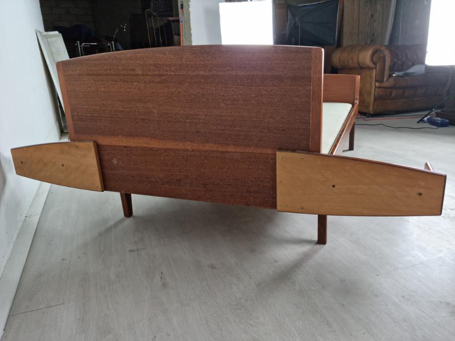 Scandinavian teak bed 90s