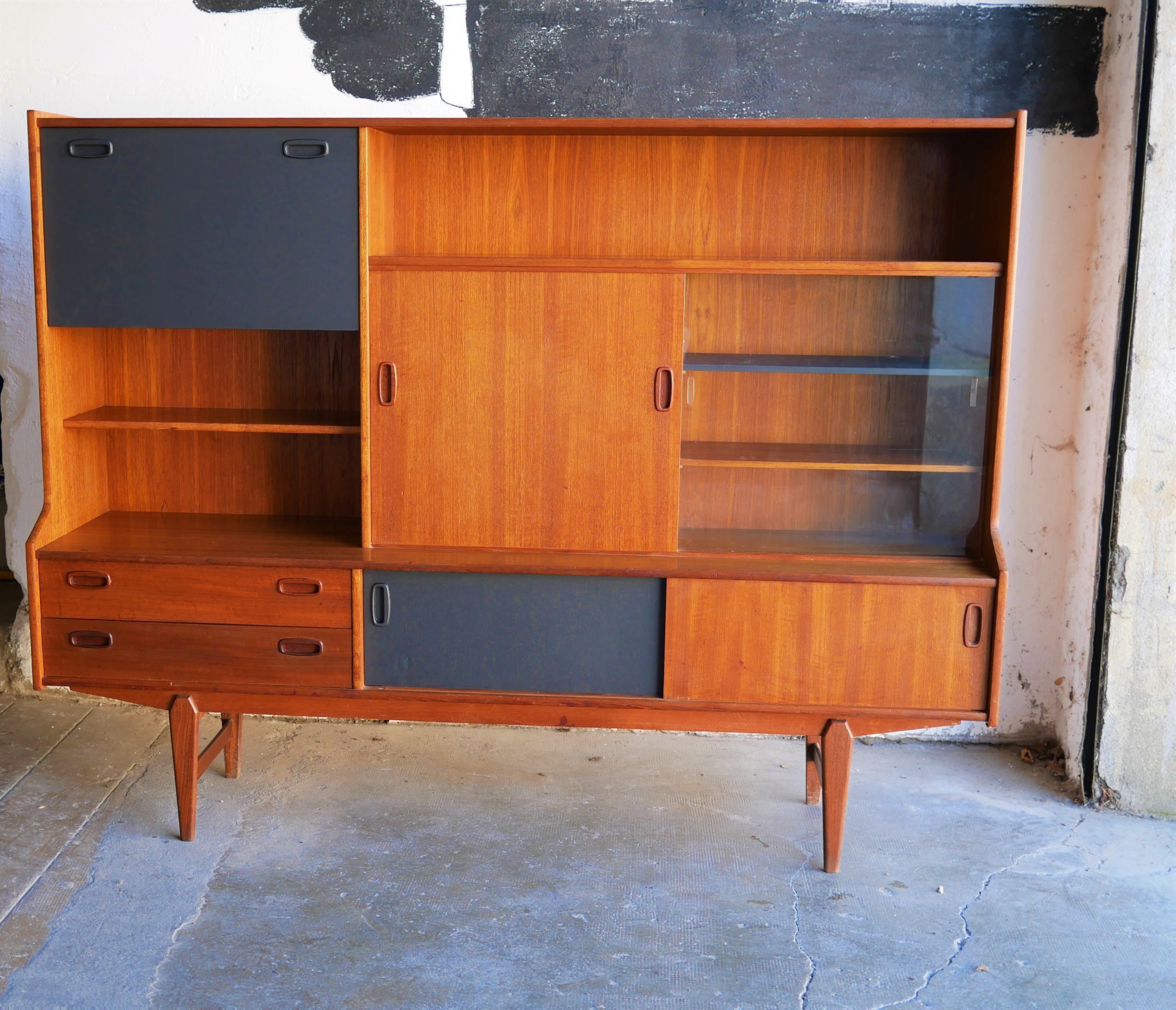 Scandinavian buffet teak model "Tilburg" by O.M.F Omer Meubel Fabriek to Samcom Lefèvre editions