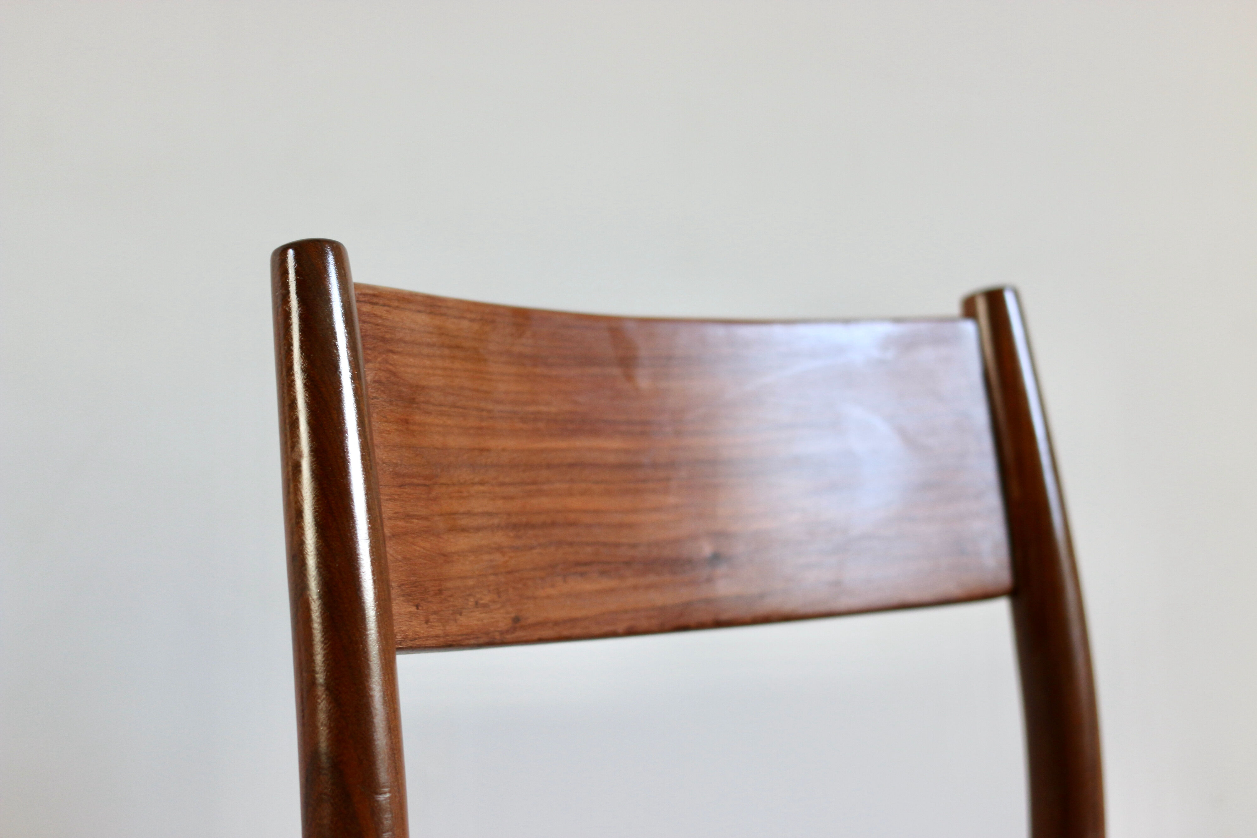 Set of 6 Scandinavian vintage teak chairs Gessef 1960