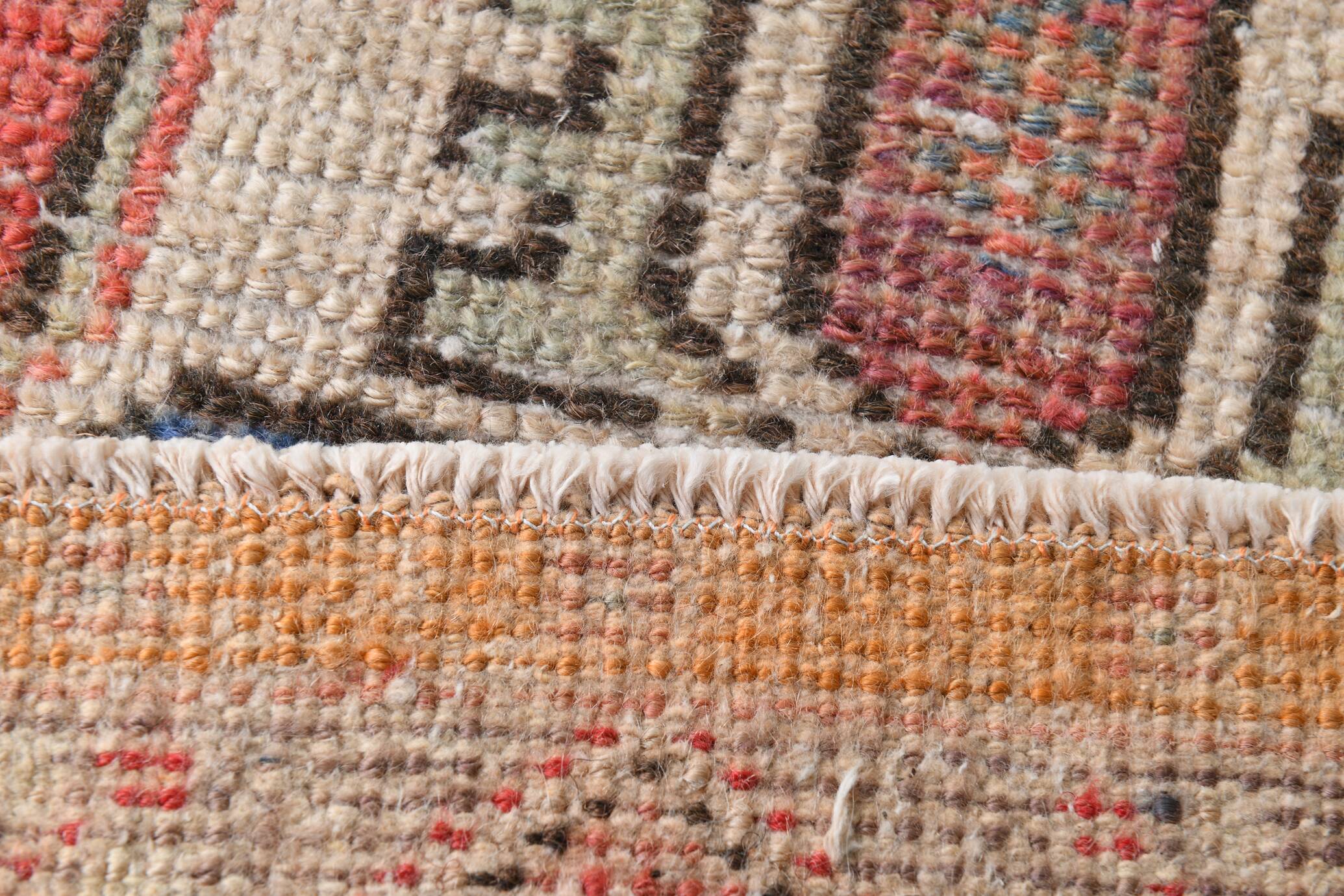 2x3 Red Beige Classic Vintage Rug, 43x82Cm