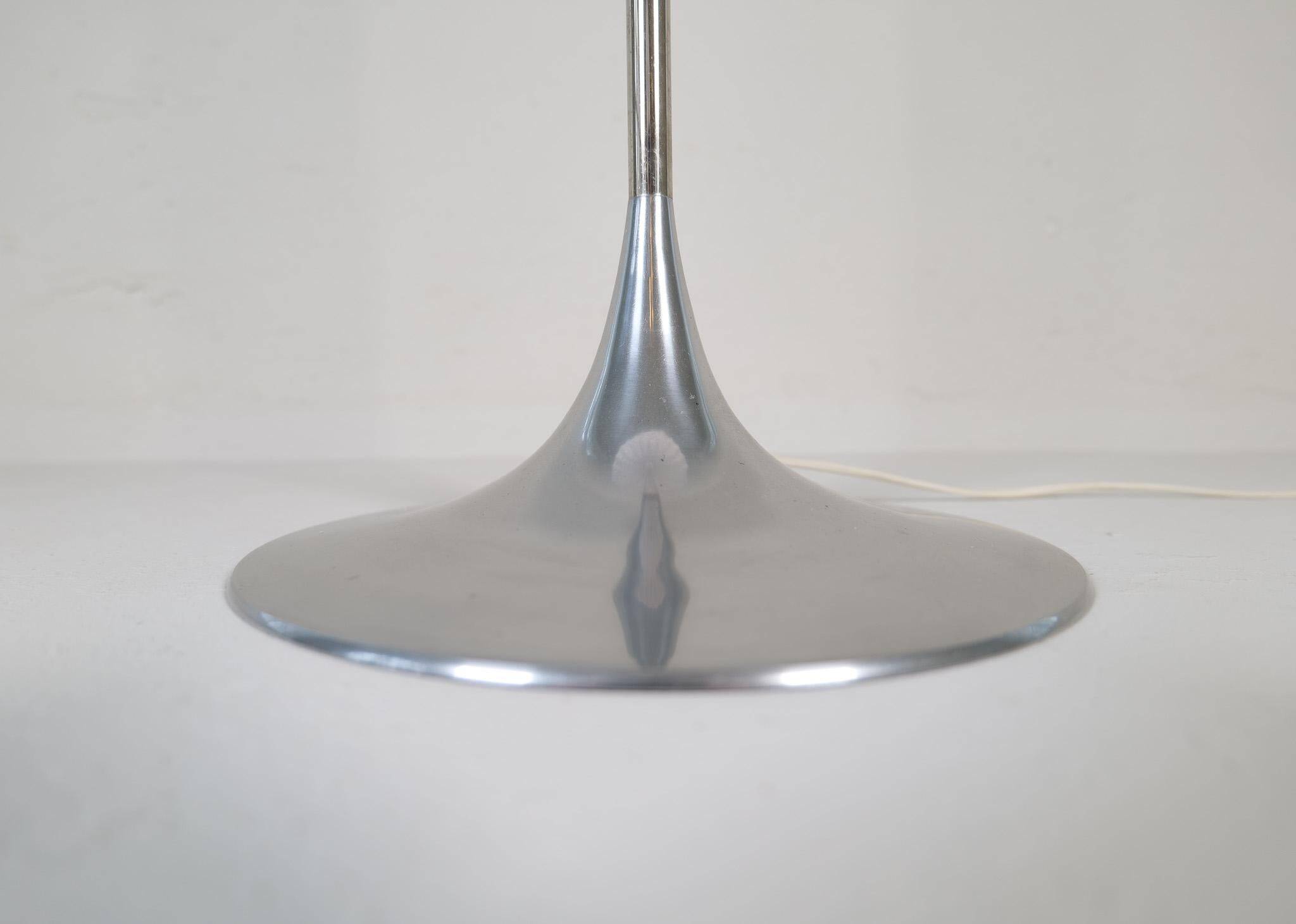 Mid-century modern table lamp model BN19 by Hans-Agne Jakobsson Sweden