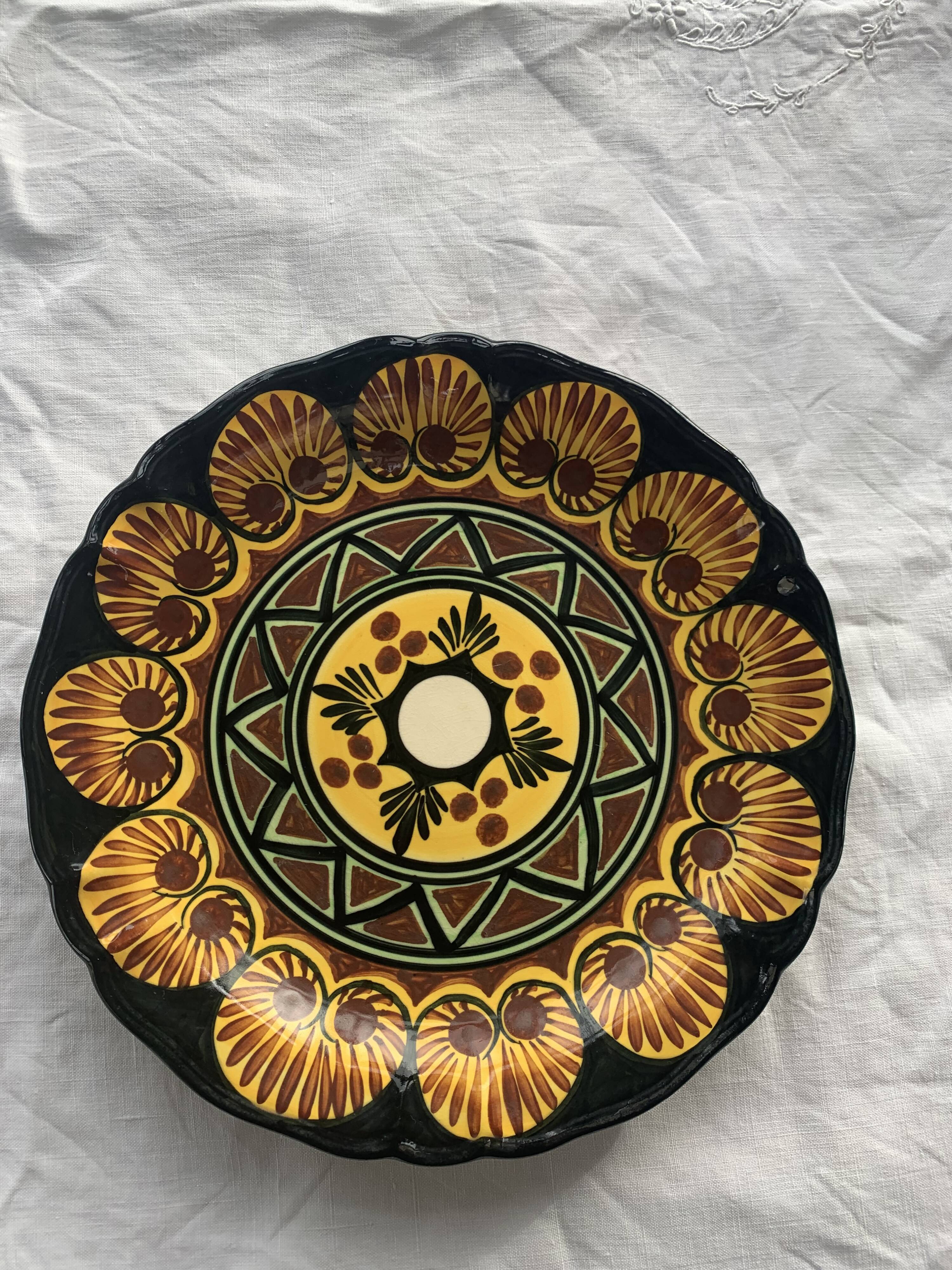Presentation and collection plate st jean de Bretagne signed and numbered vintage