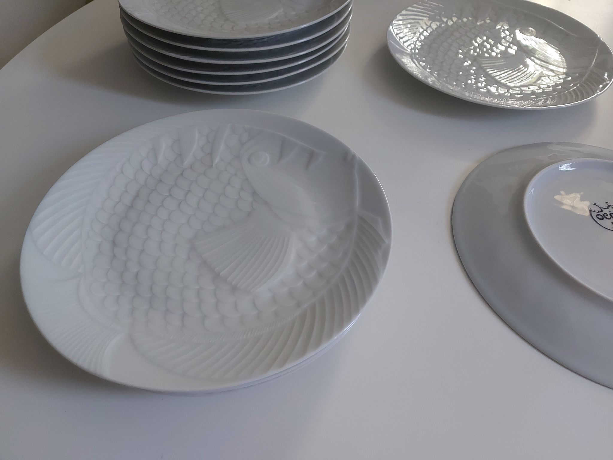 White porcelain plates vintage fish motif - ocean cnd france