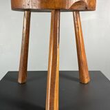 Tabouret de ferme rustique français massif de style brutaliste des années 1950