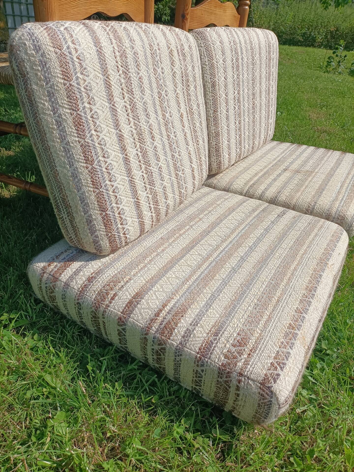 Cushion Set