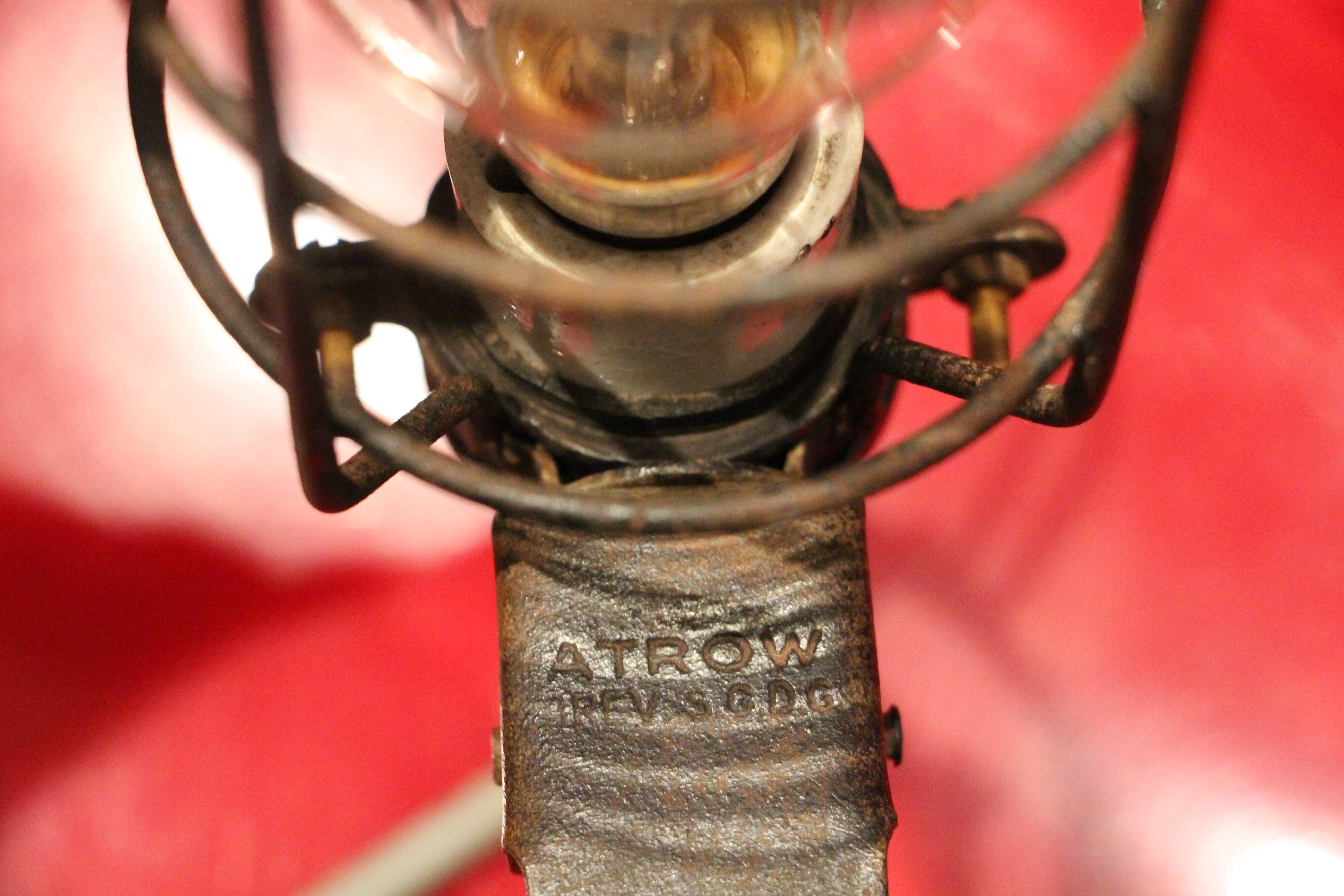 Old atrow walking lamp