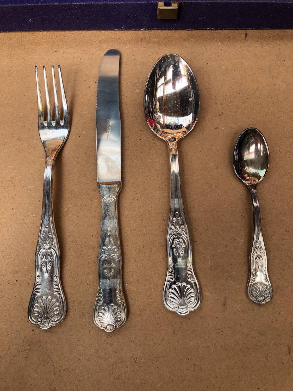 Louis xv style silver metal housewife service 51 pieces + vintage box