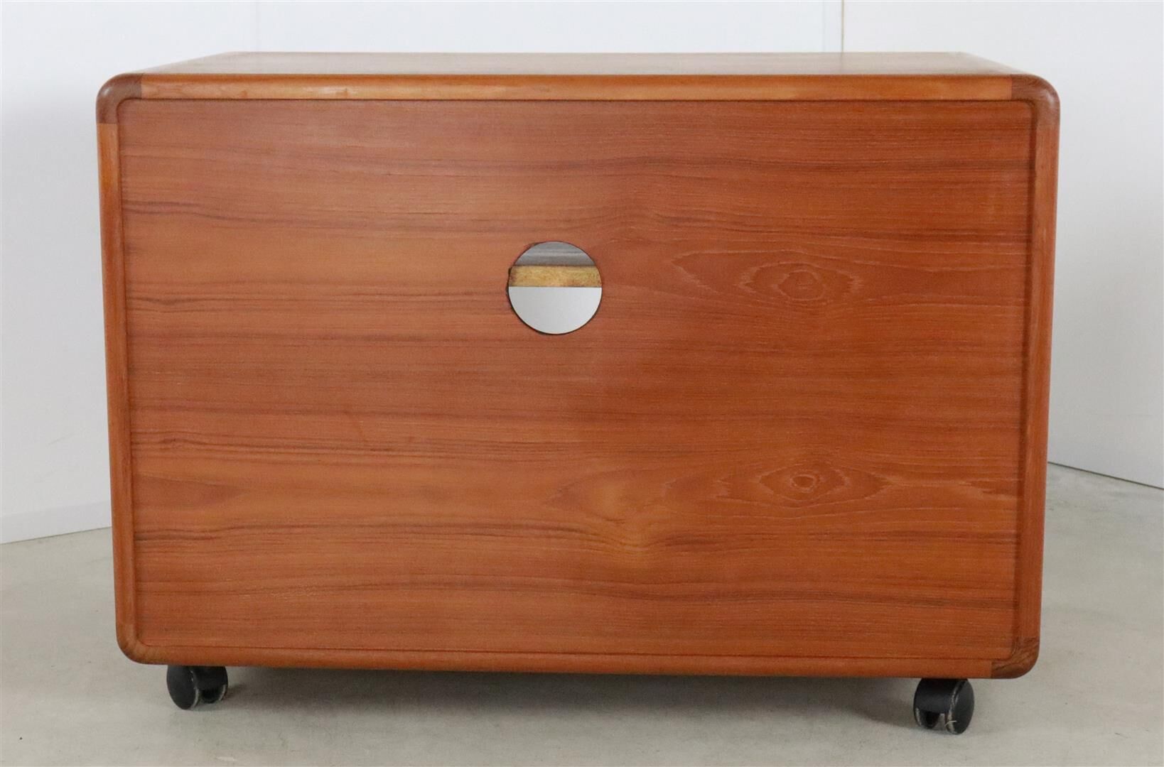 Mobilier audio design danois 'Kragelund'