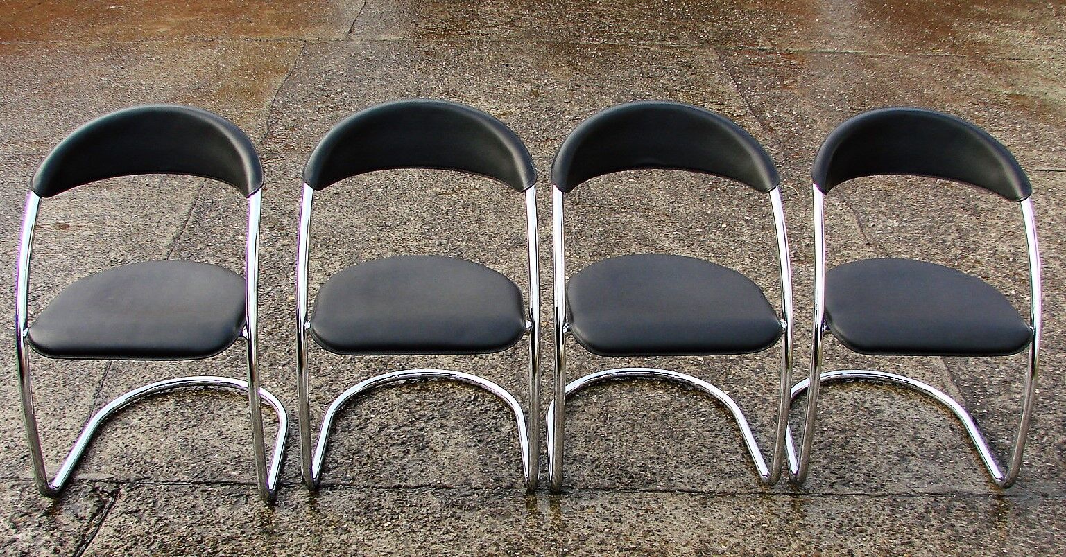 Set of 4 chairs, Italy 1970s