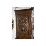 Meuble buffet du 17ème siècle noyer sculpté grande décoration