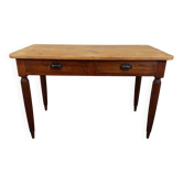 Farmhouse table with drawers