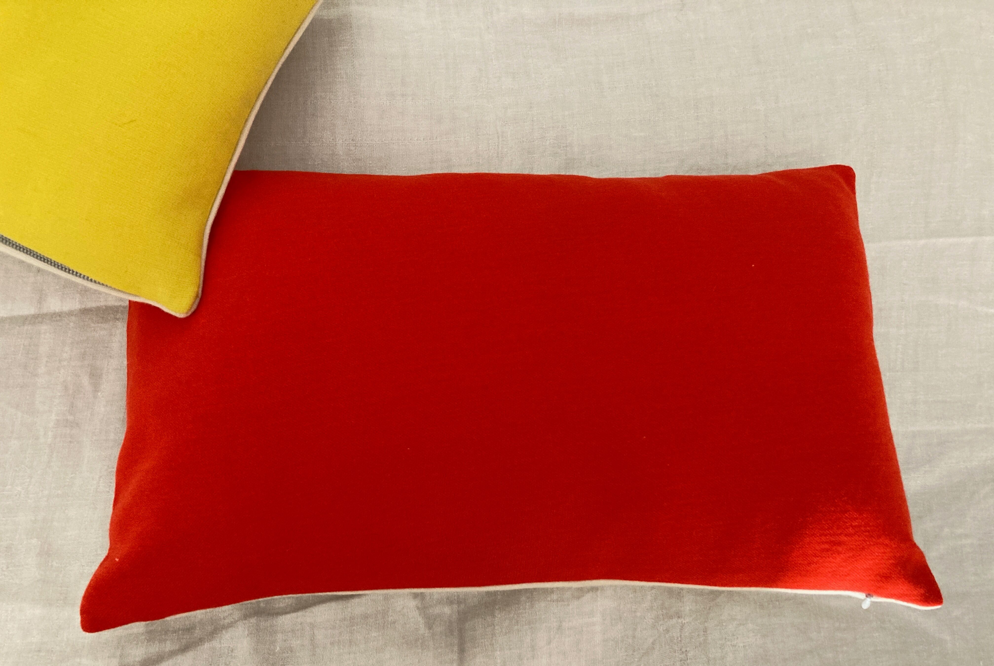 Set of 3 cushions in Racine wool jersey, space age 1960
