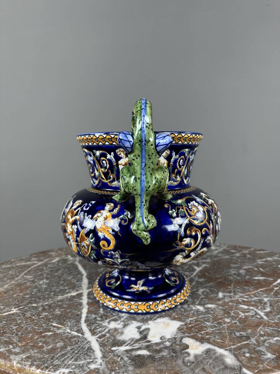 Gien earthenware vase with Renaissance decoration, 20th century.