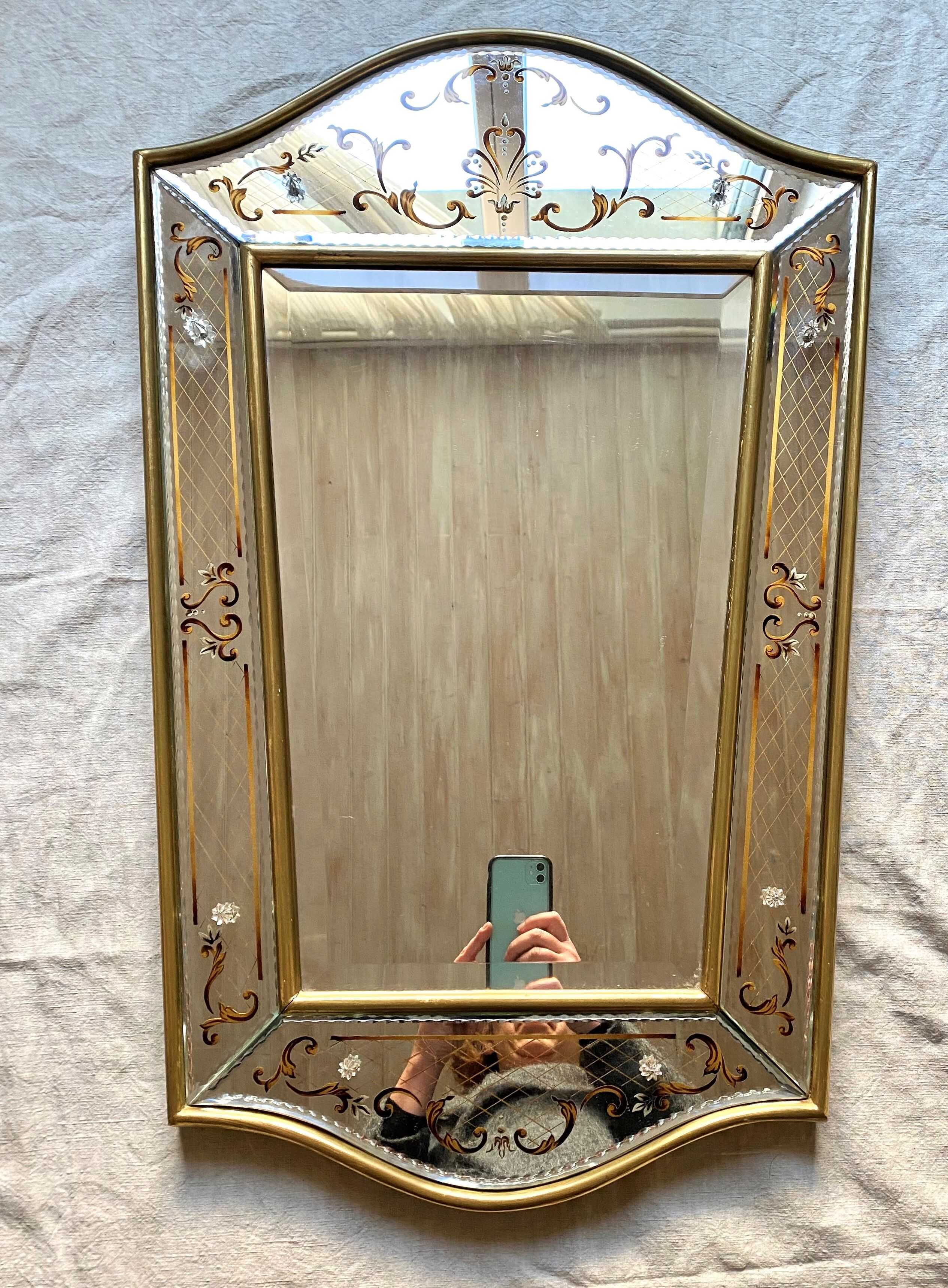Venetian mirror 79 x 52