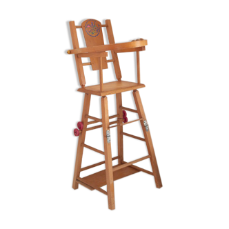 Chaise haute poupée vintage