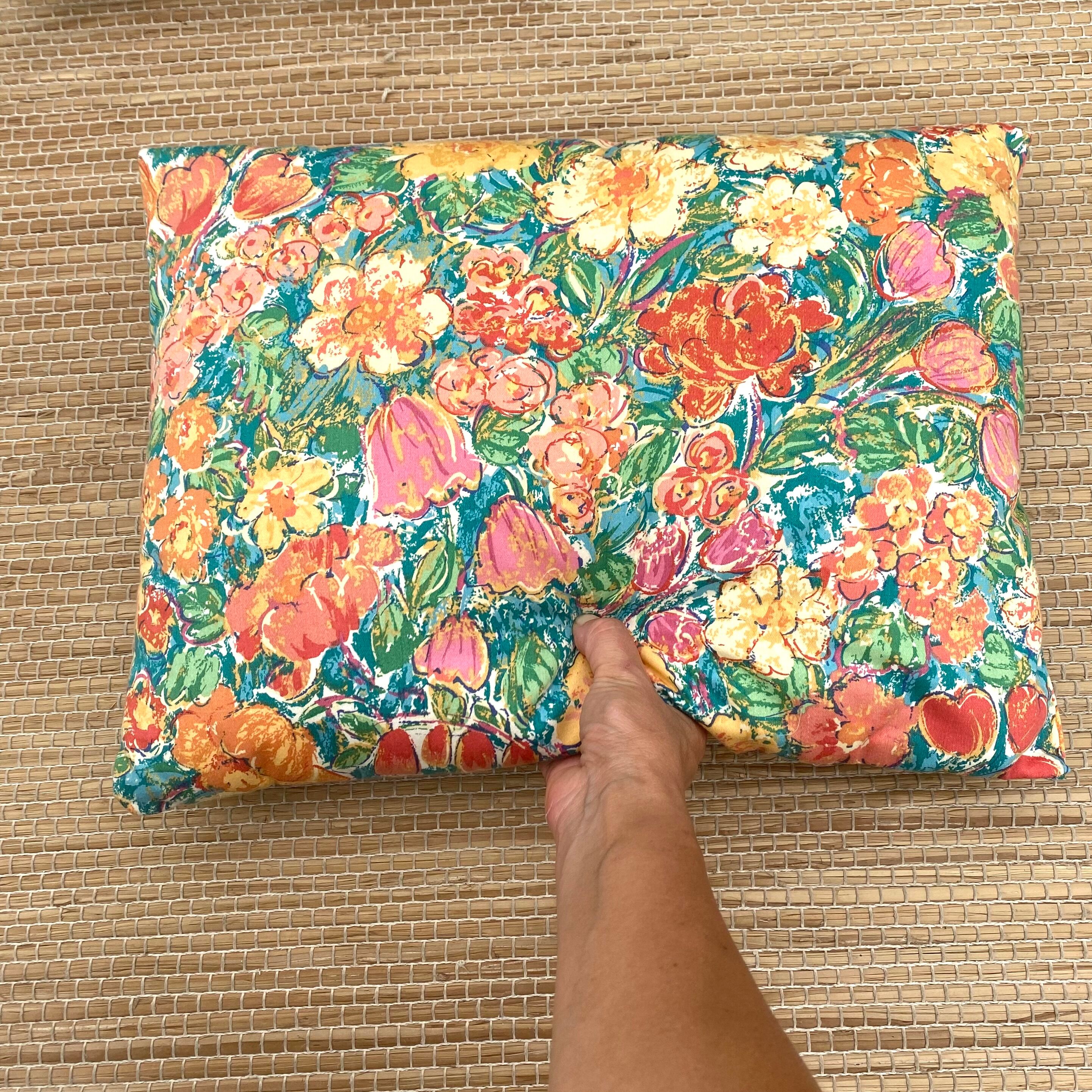 Coussins fleuris vintage