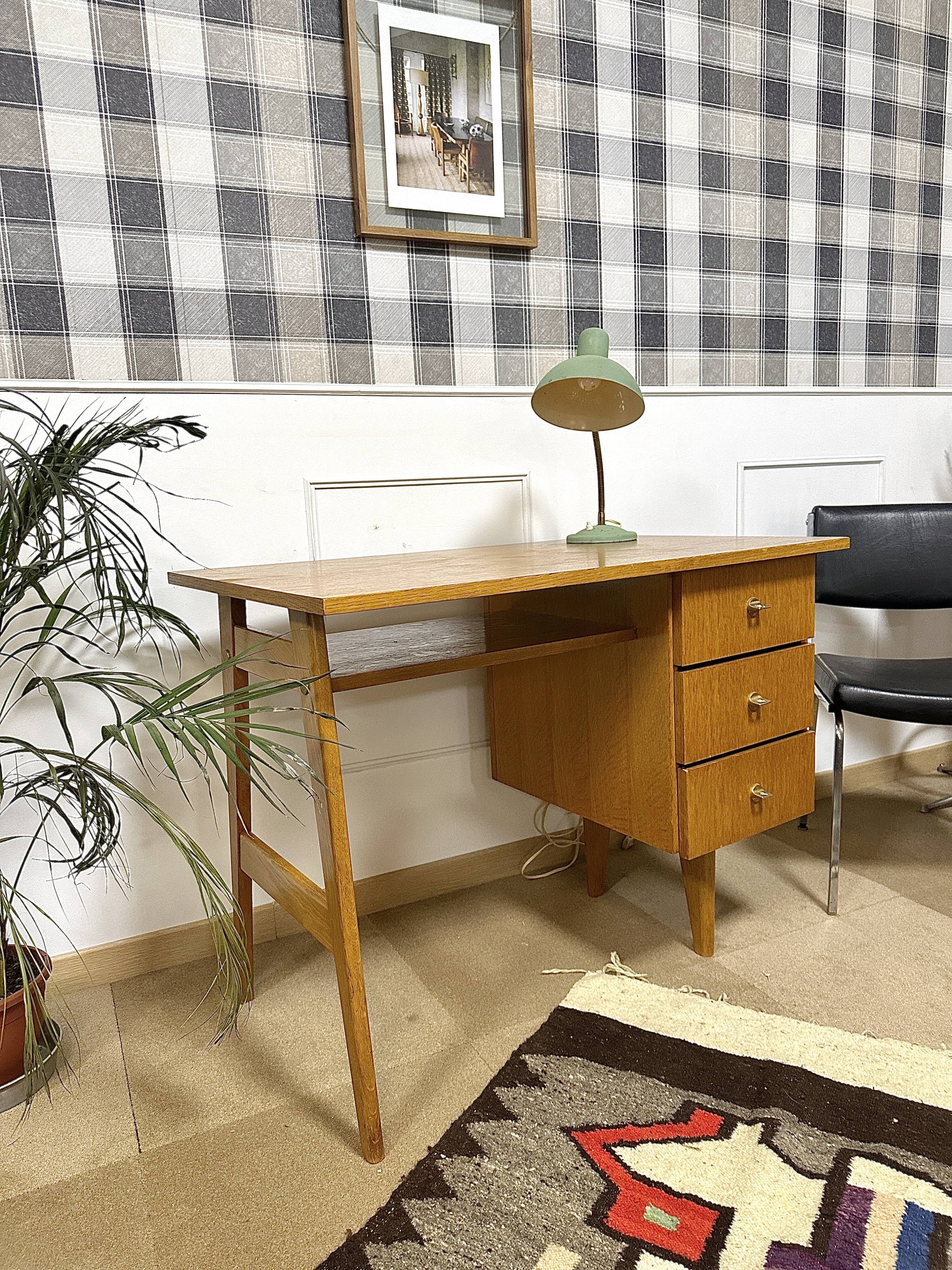 Vintage desk feet compass